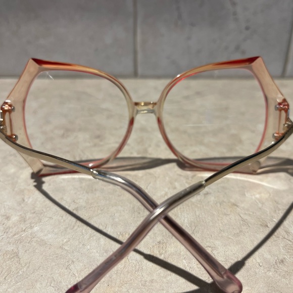Vintage Oversized Glasses with Red Rimmed Frame - Picture 9 of 11
